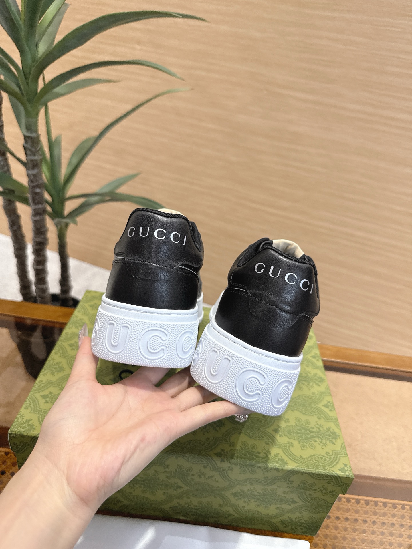 Gucci