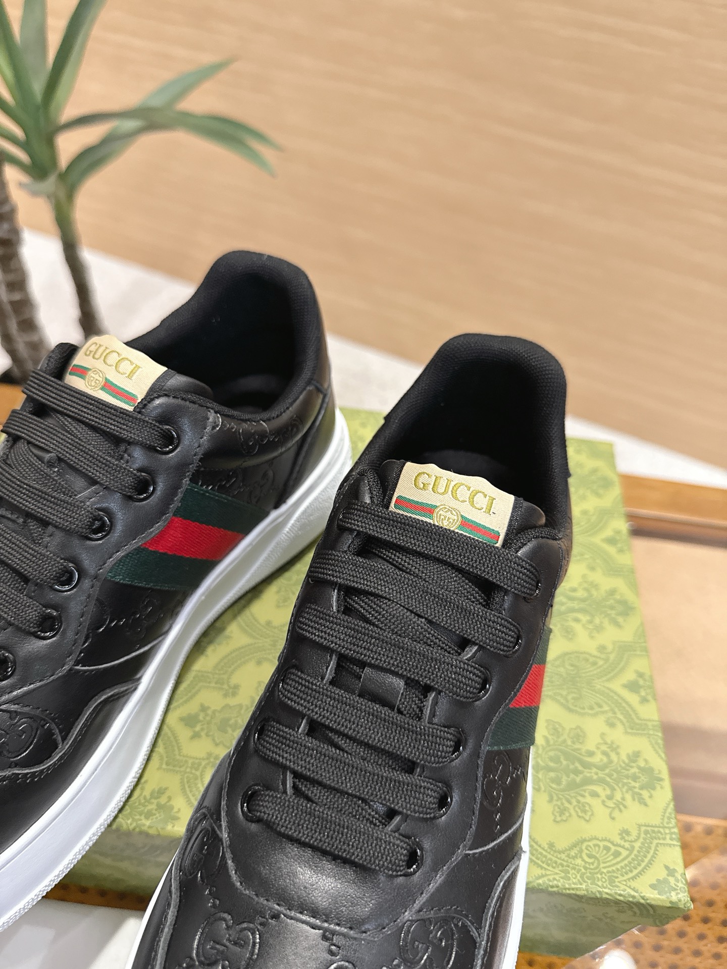 Gucci