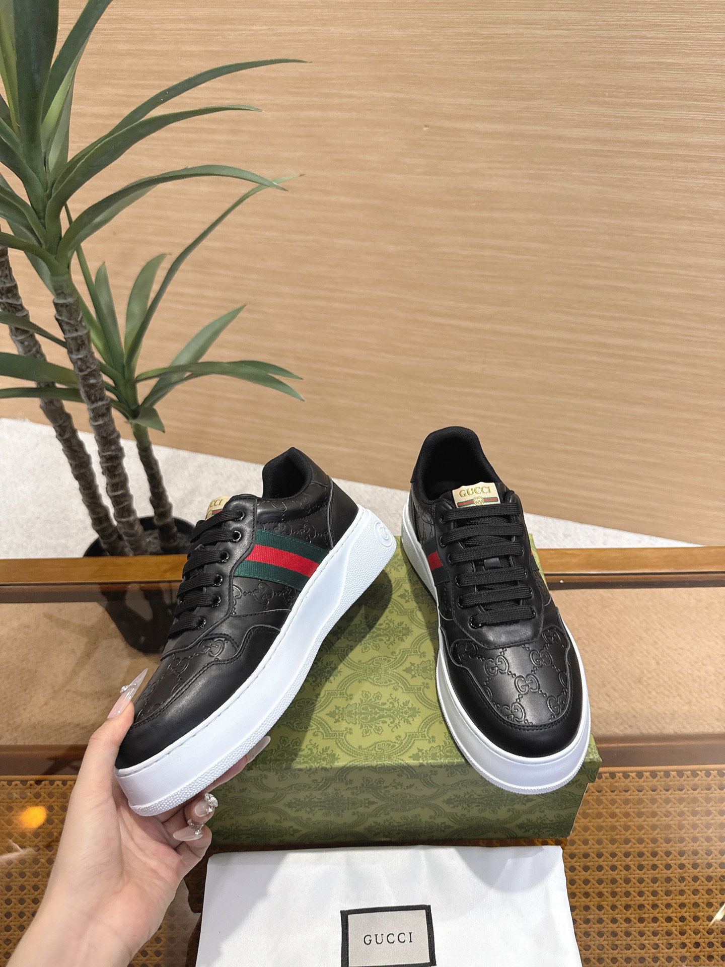 Gucci