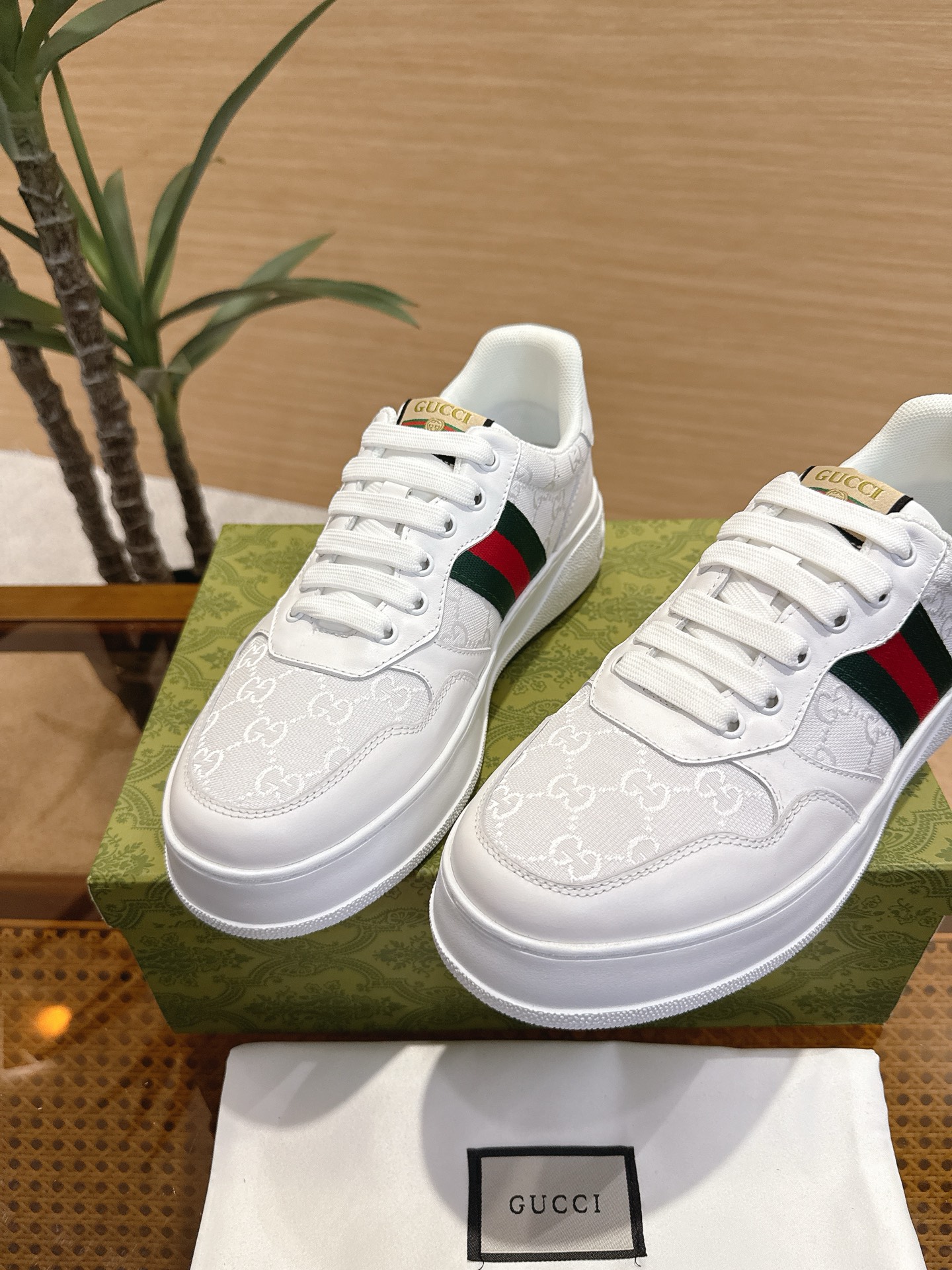 Gucci