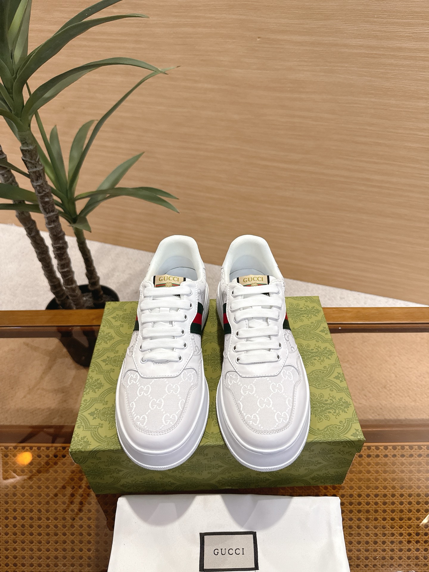 Gucci