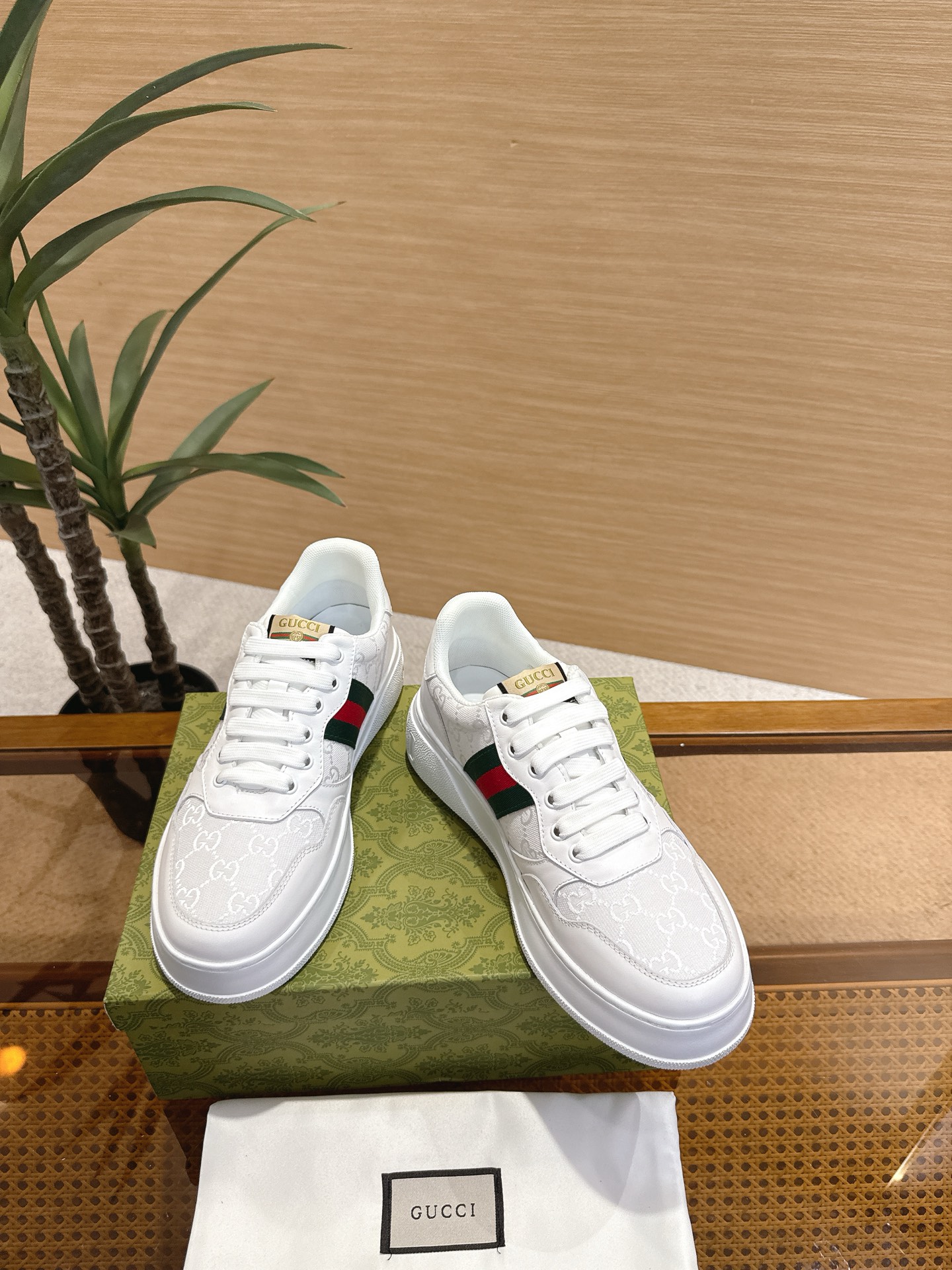 Gucci