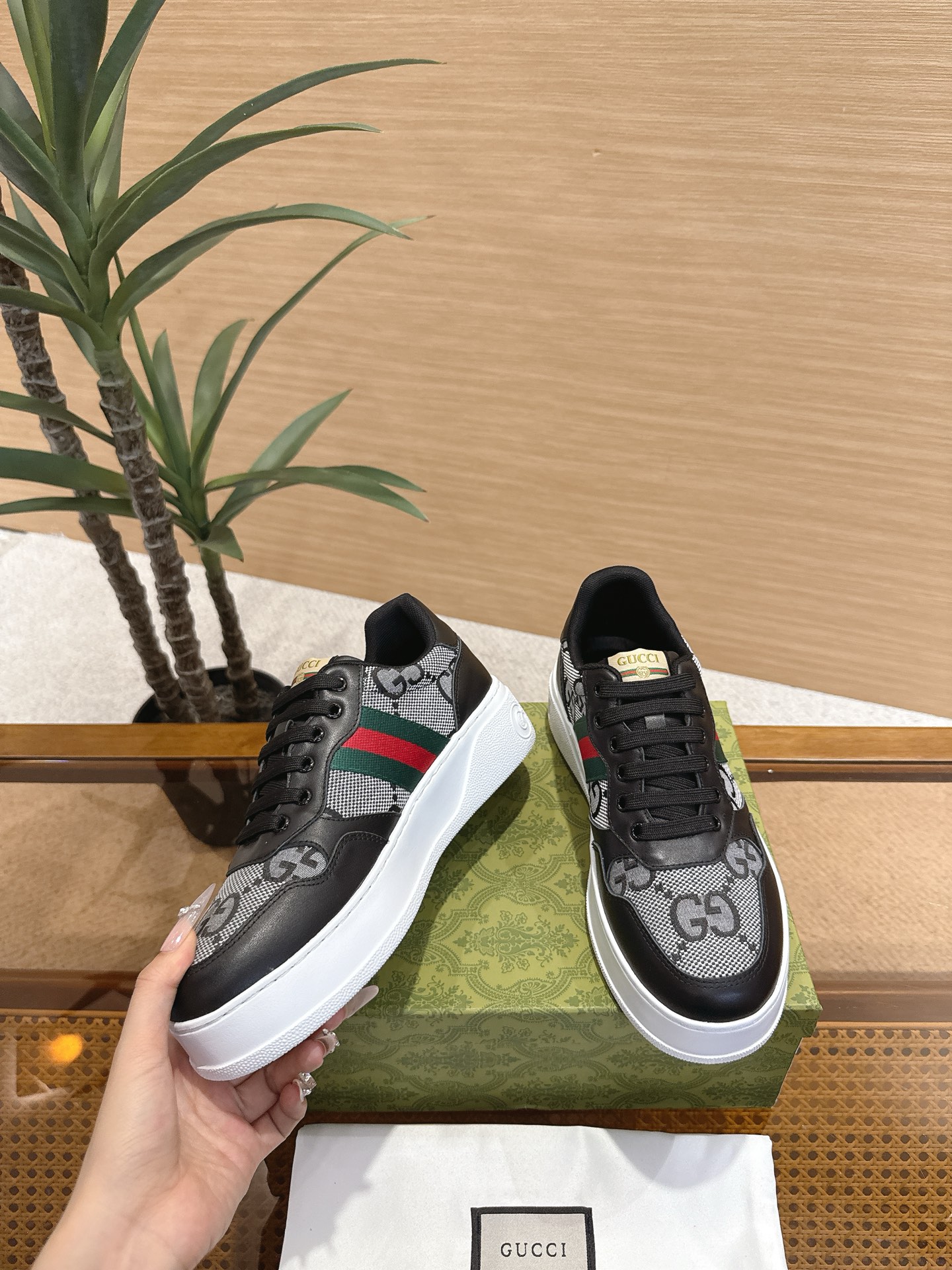 Gucci