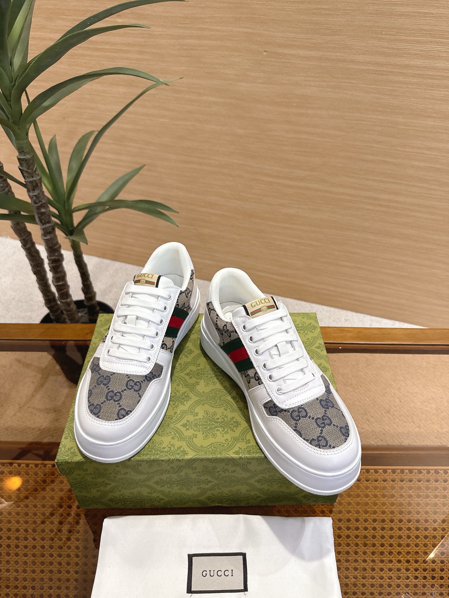 Gucci