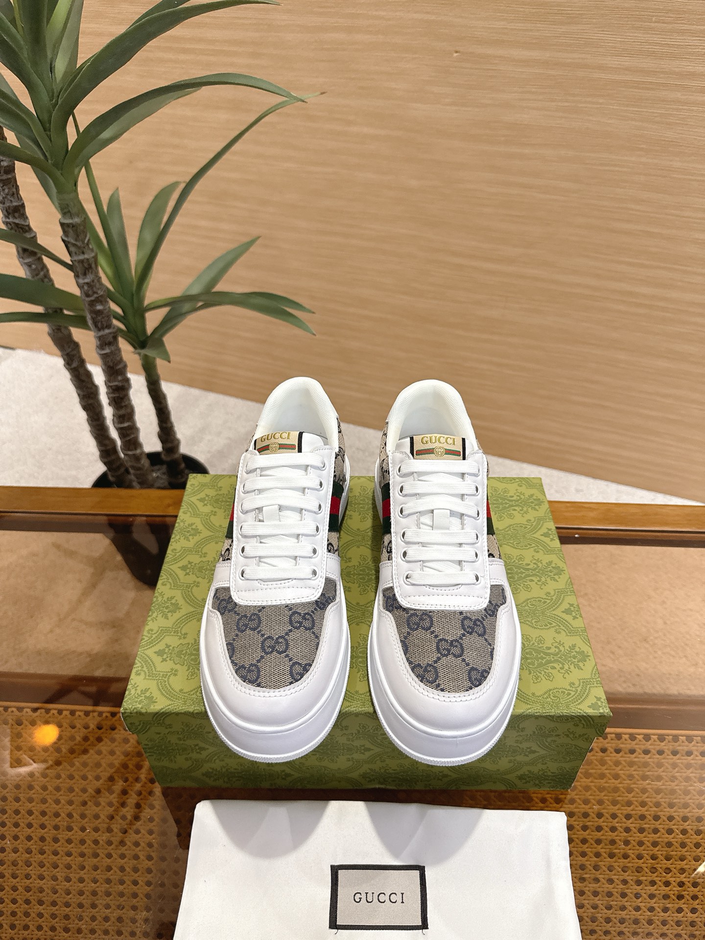 Gucci