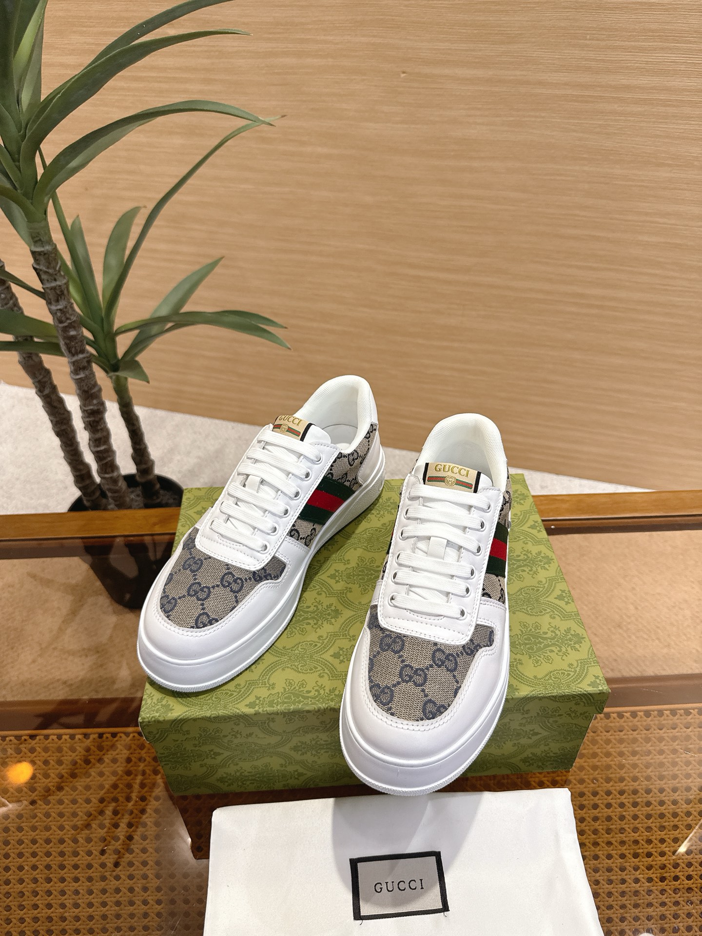 Gucci