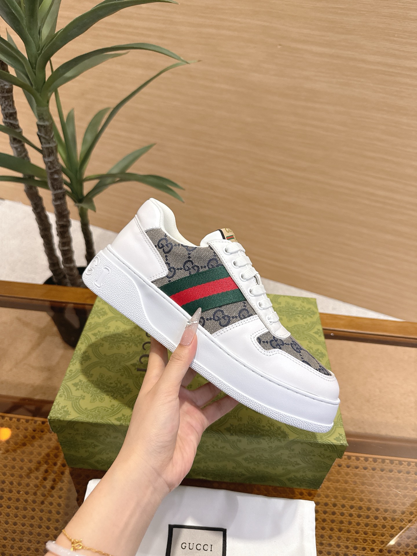Gucci