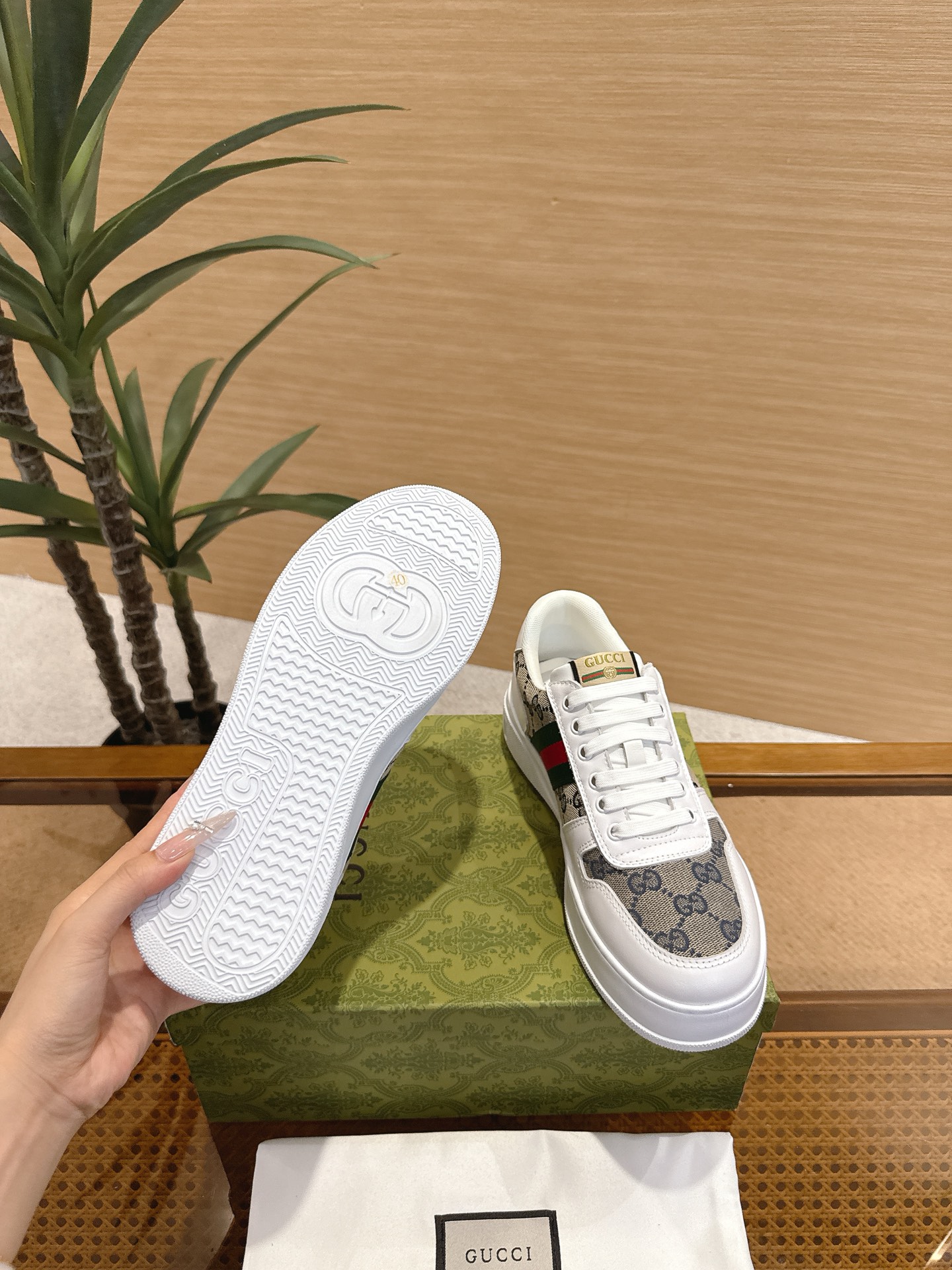 Gucci