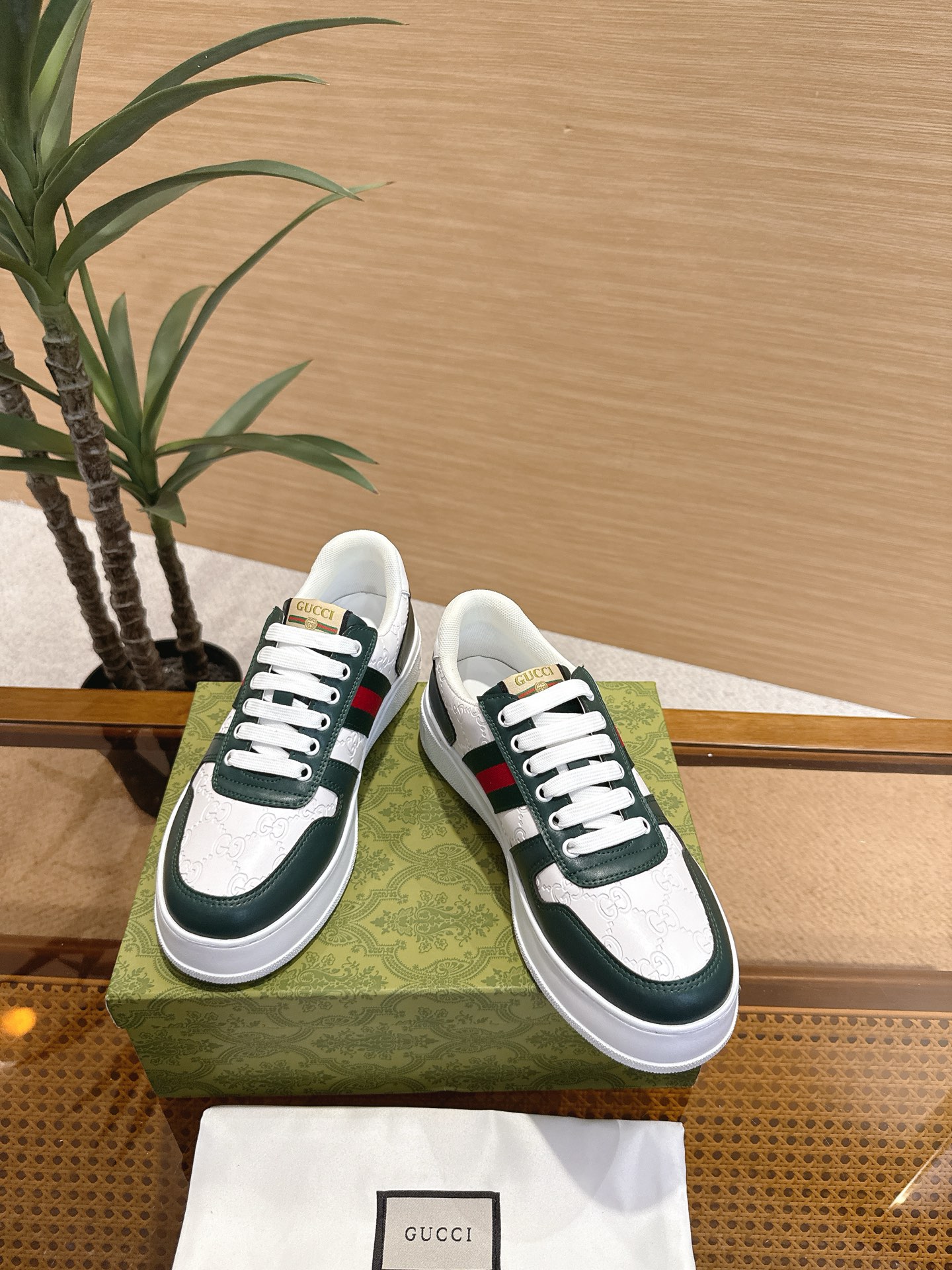 Gucci