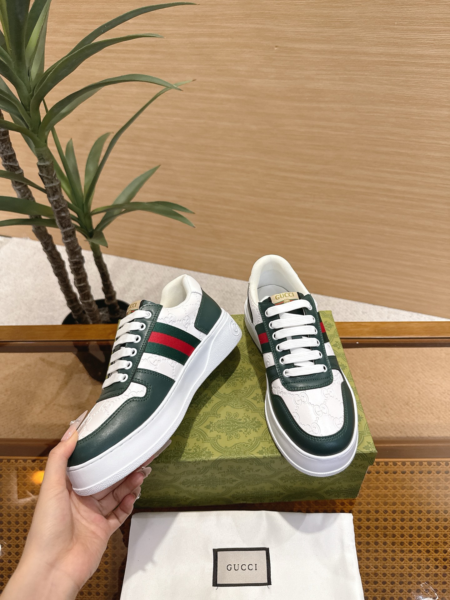 Gucci