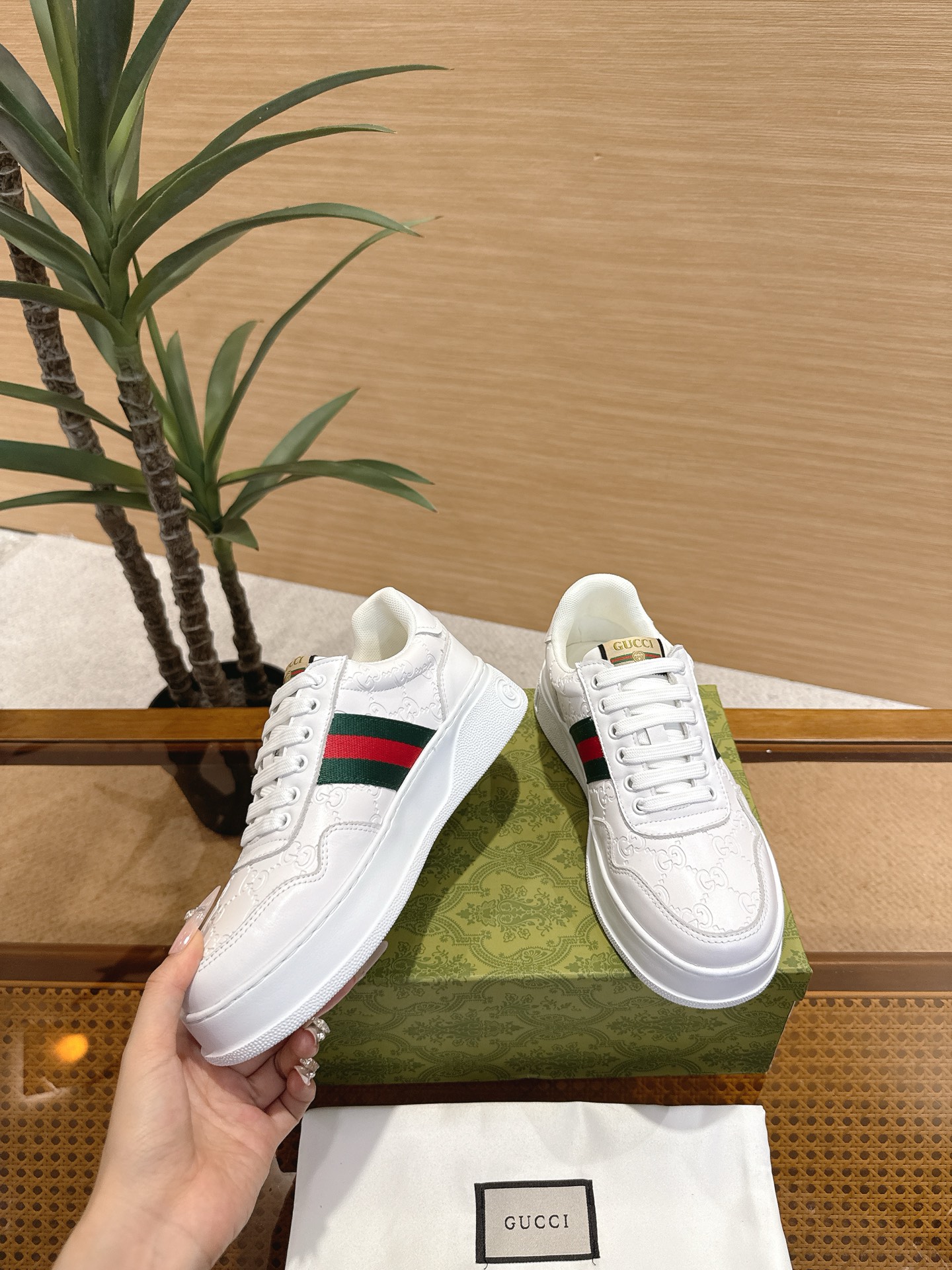Gucci