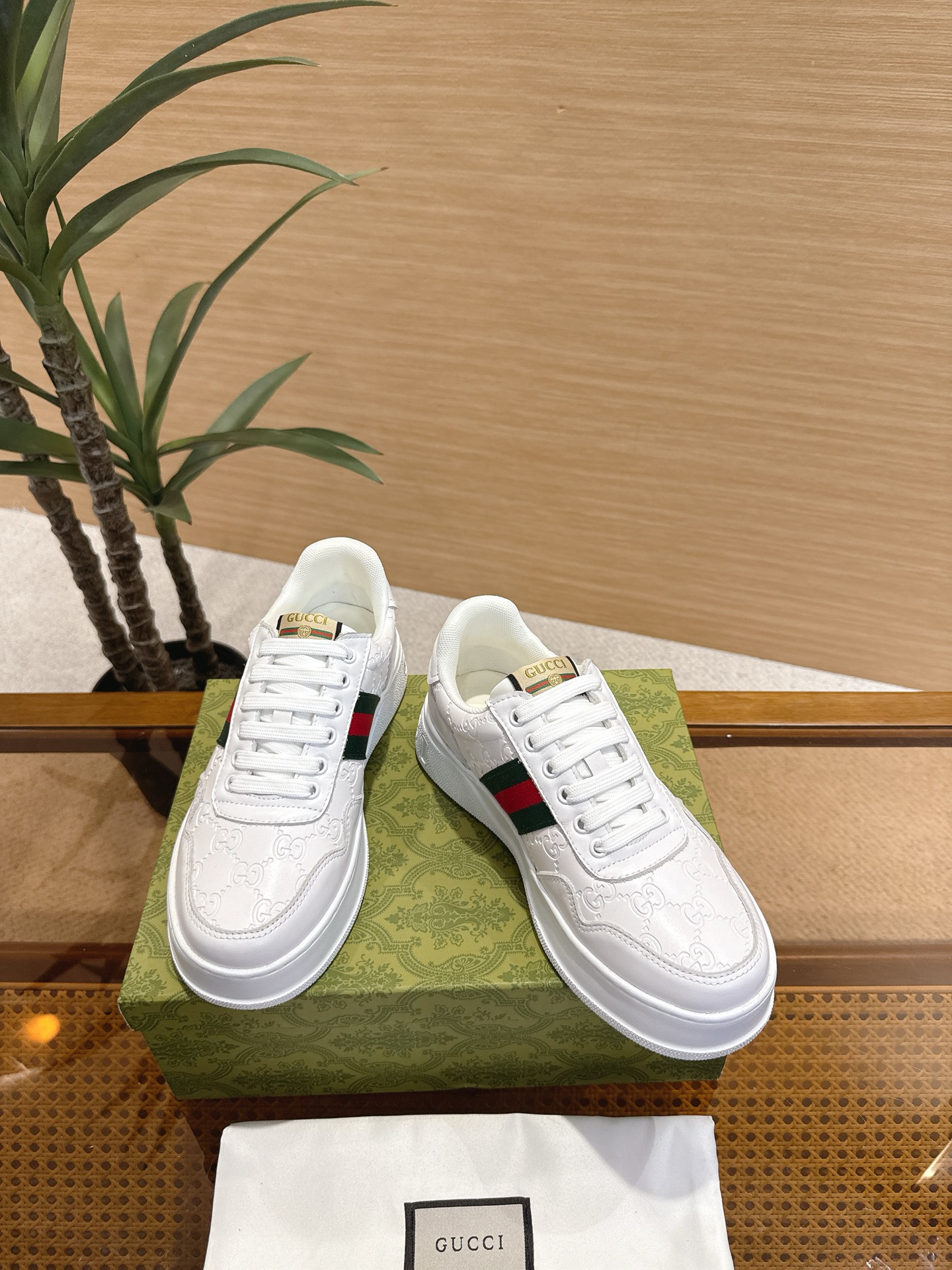 Gucci