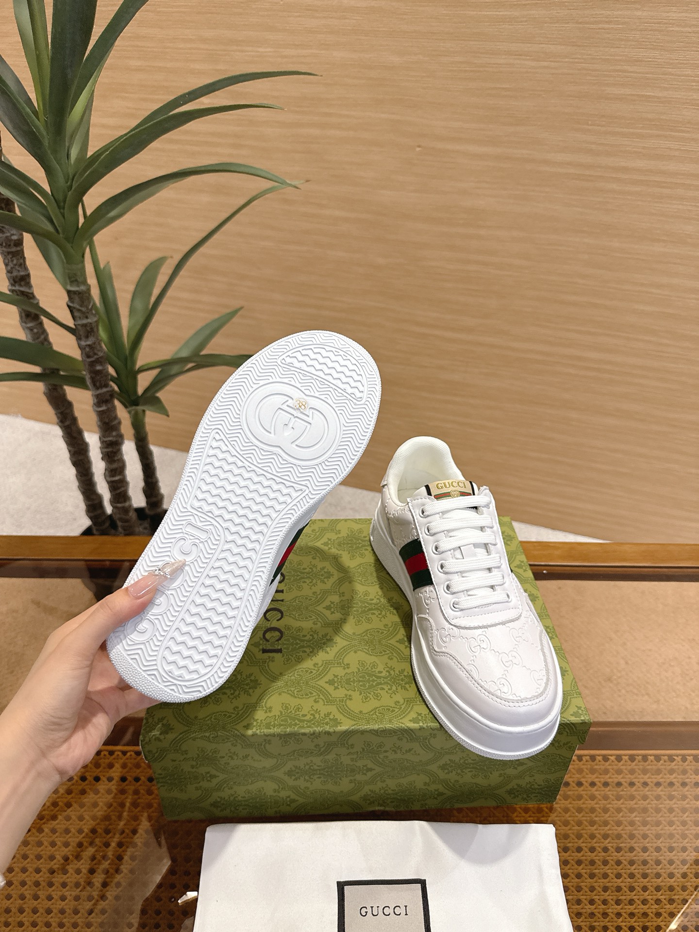 Gucci