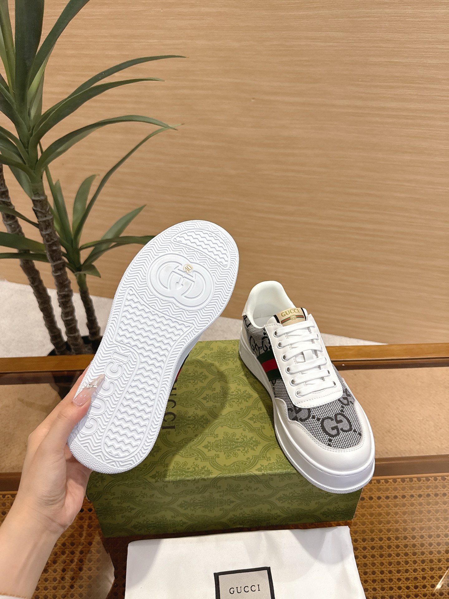 Gucci
