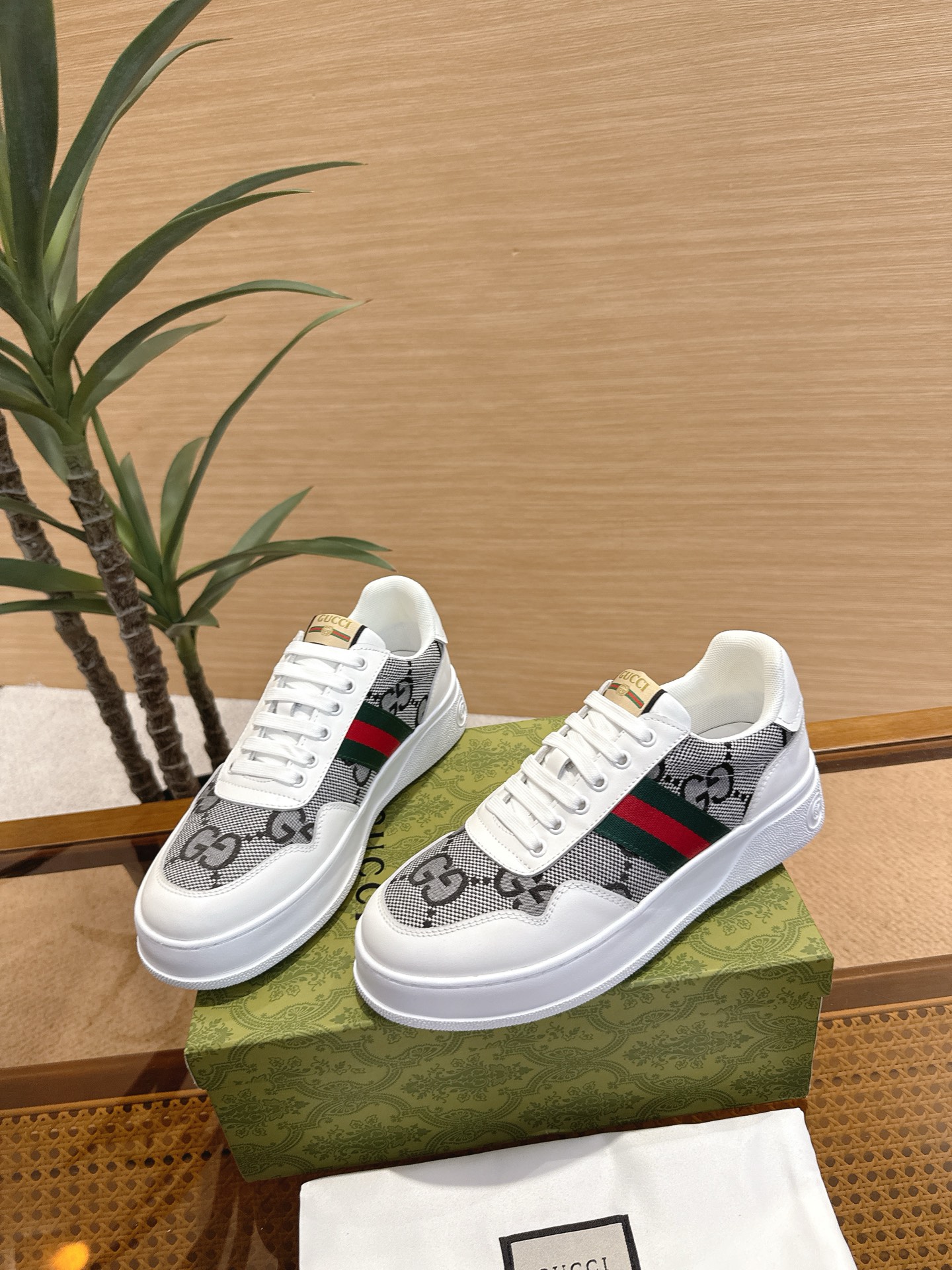 Gucci