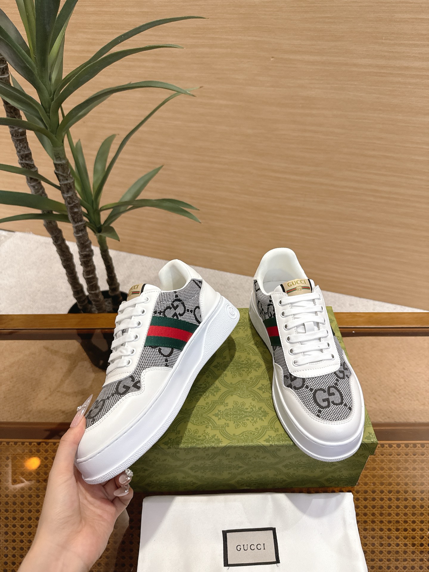 Gucci