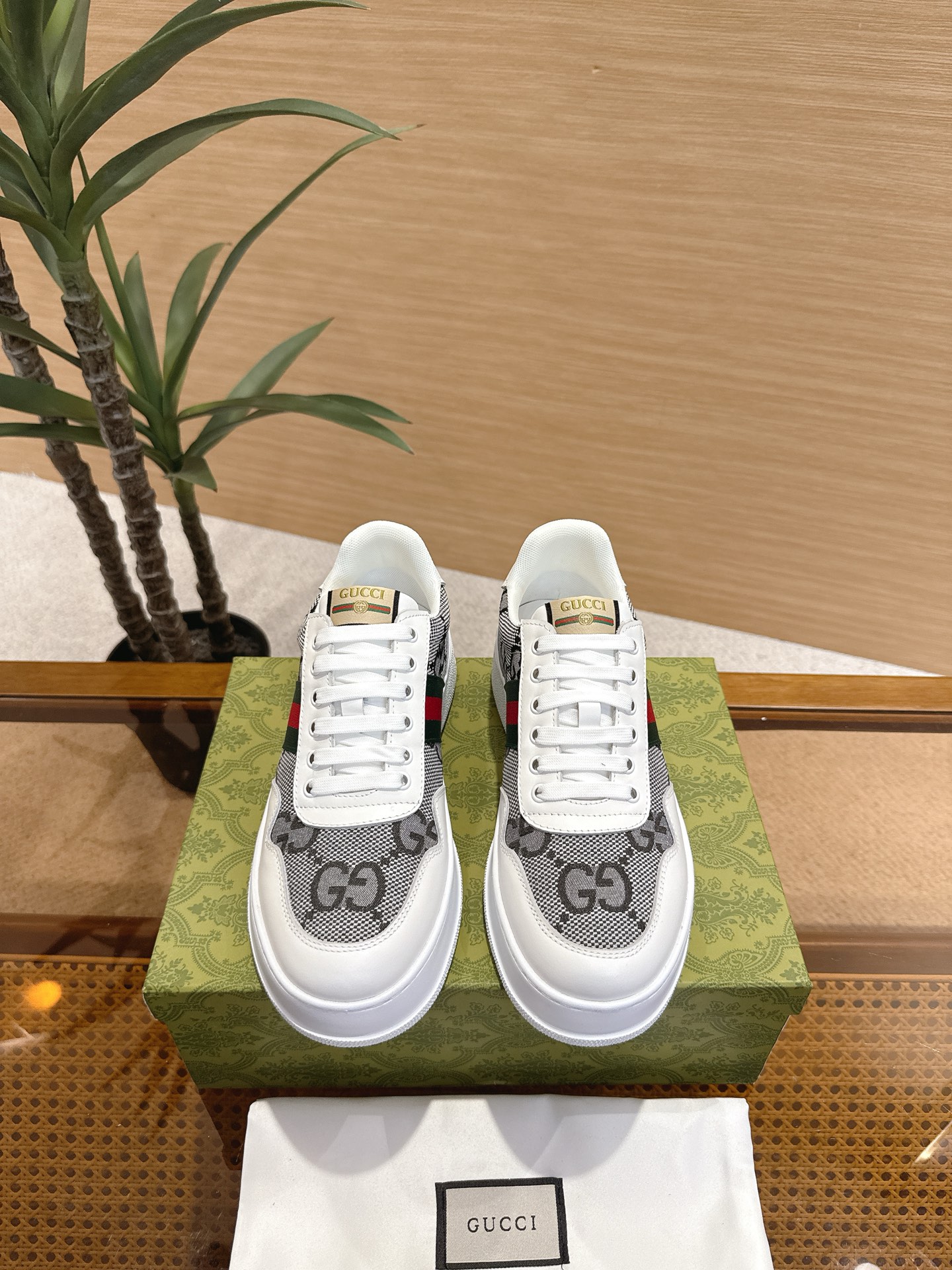 Gucci