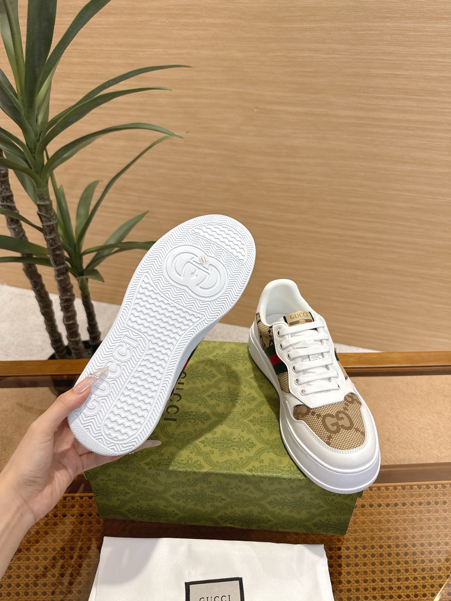 Gucci