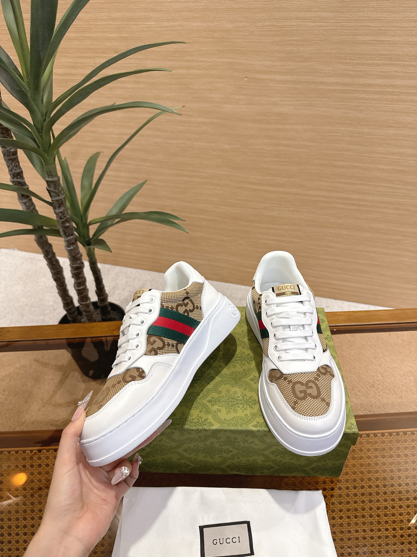 Gucci