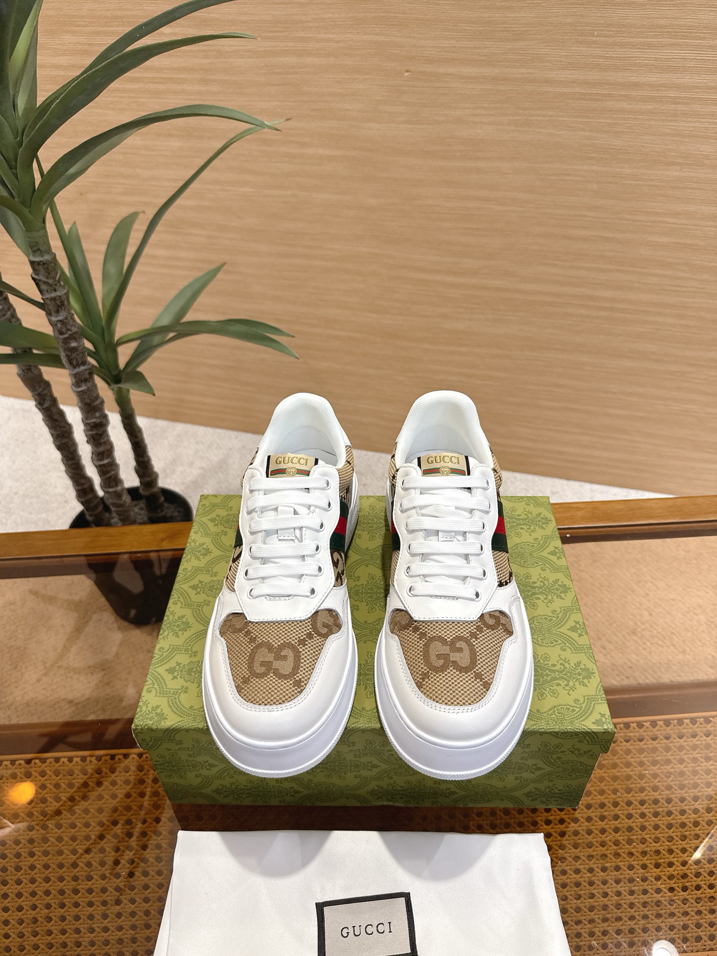 Gucci