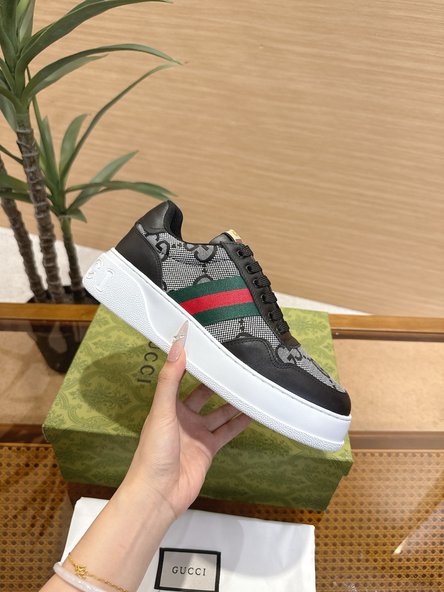 Gucci