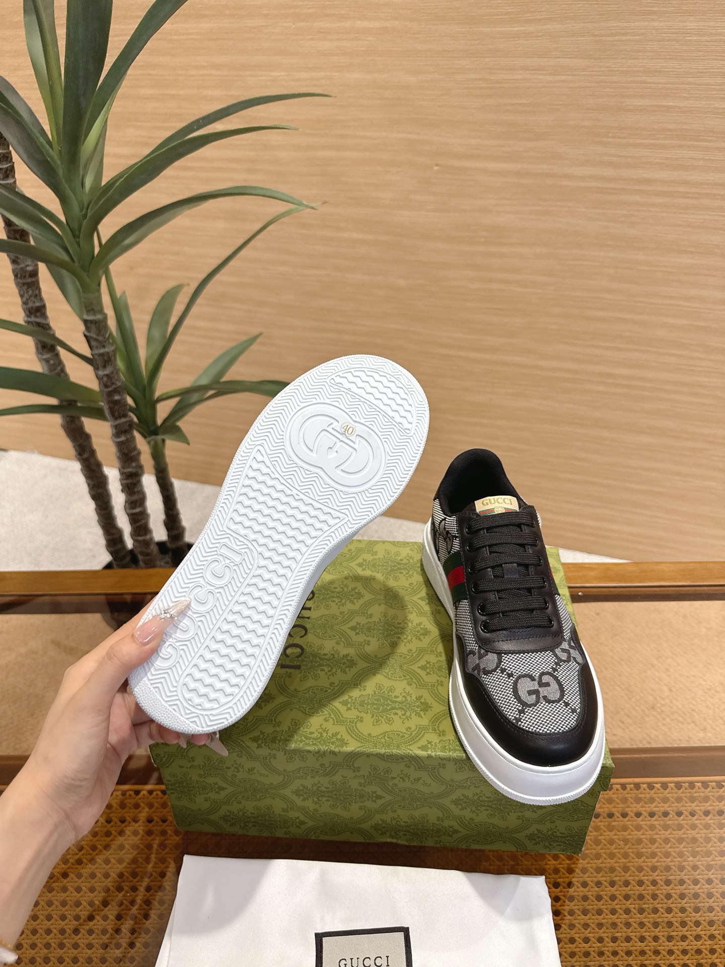 Gucci