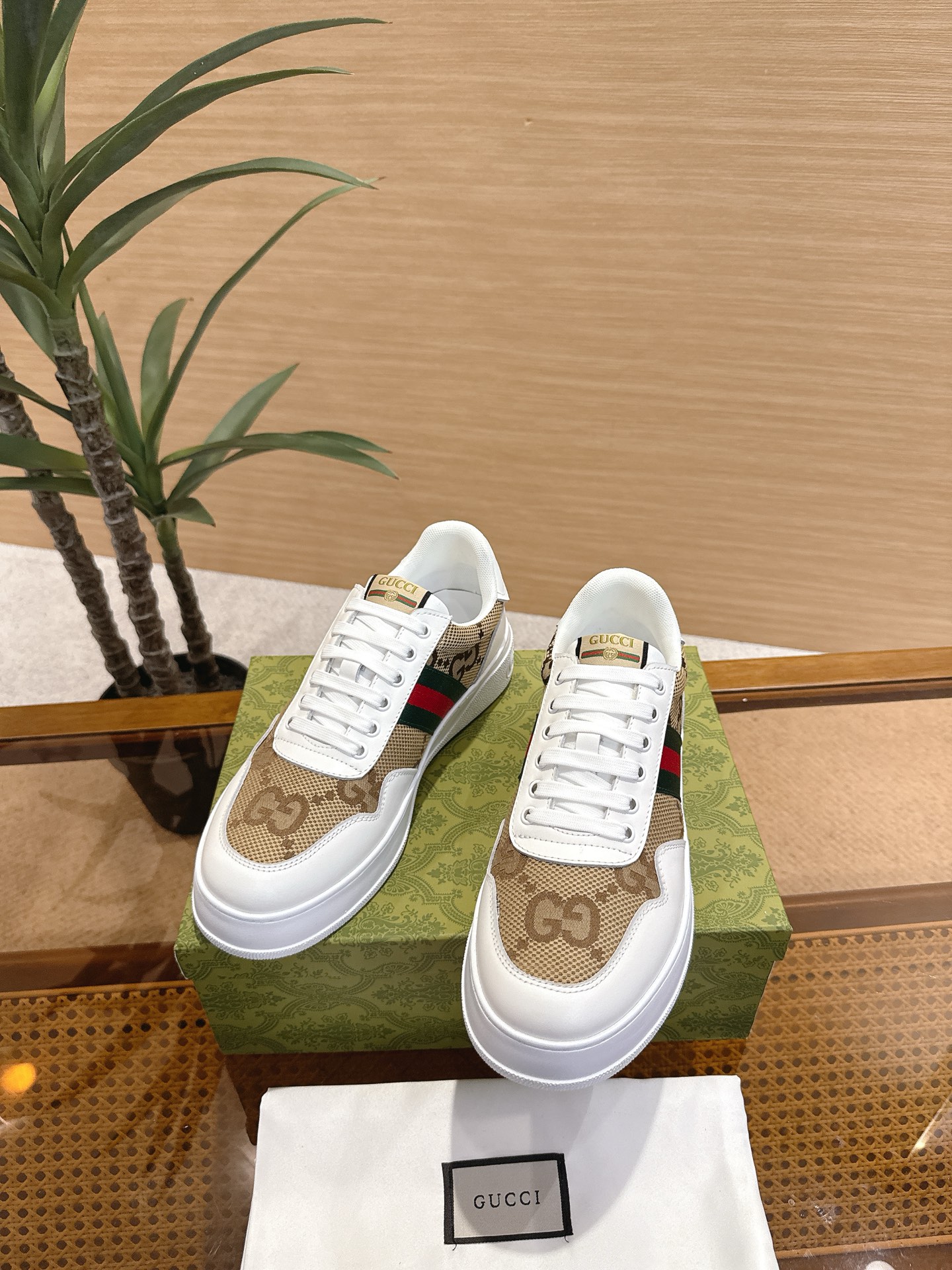 Gucci