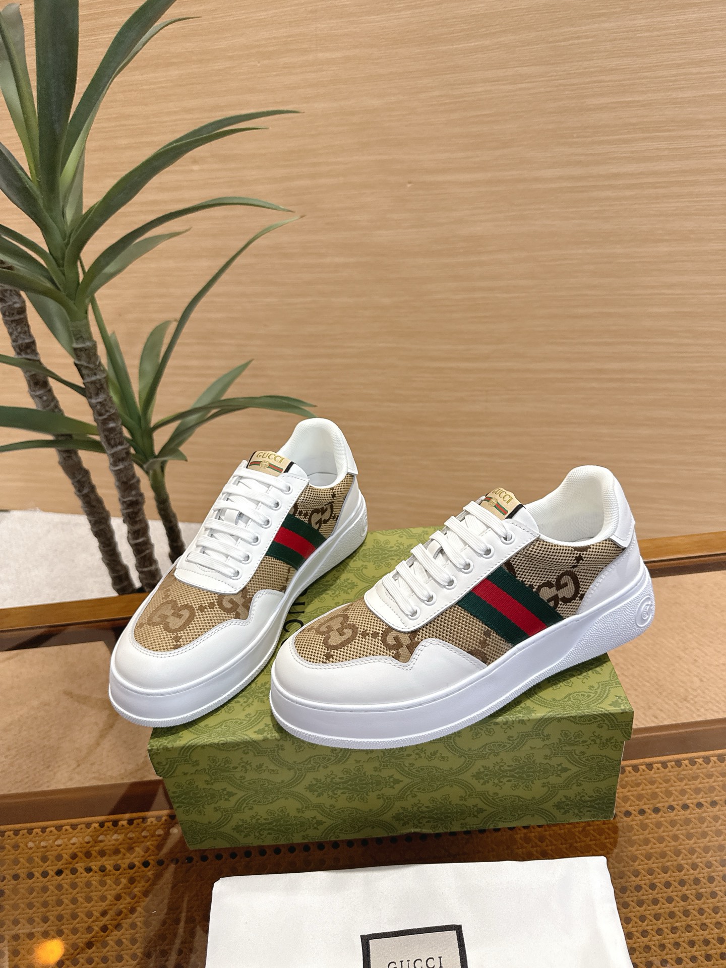 Gucci