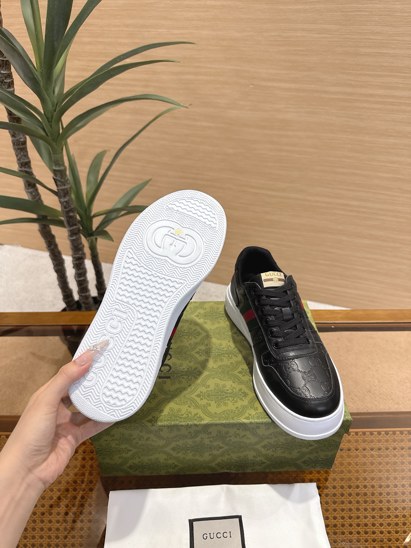 Gucci