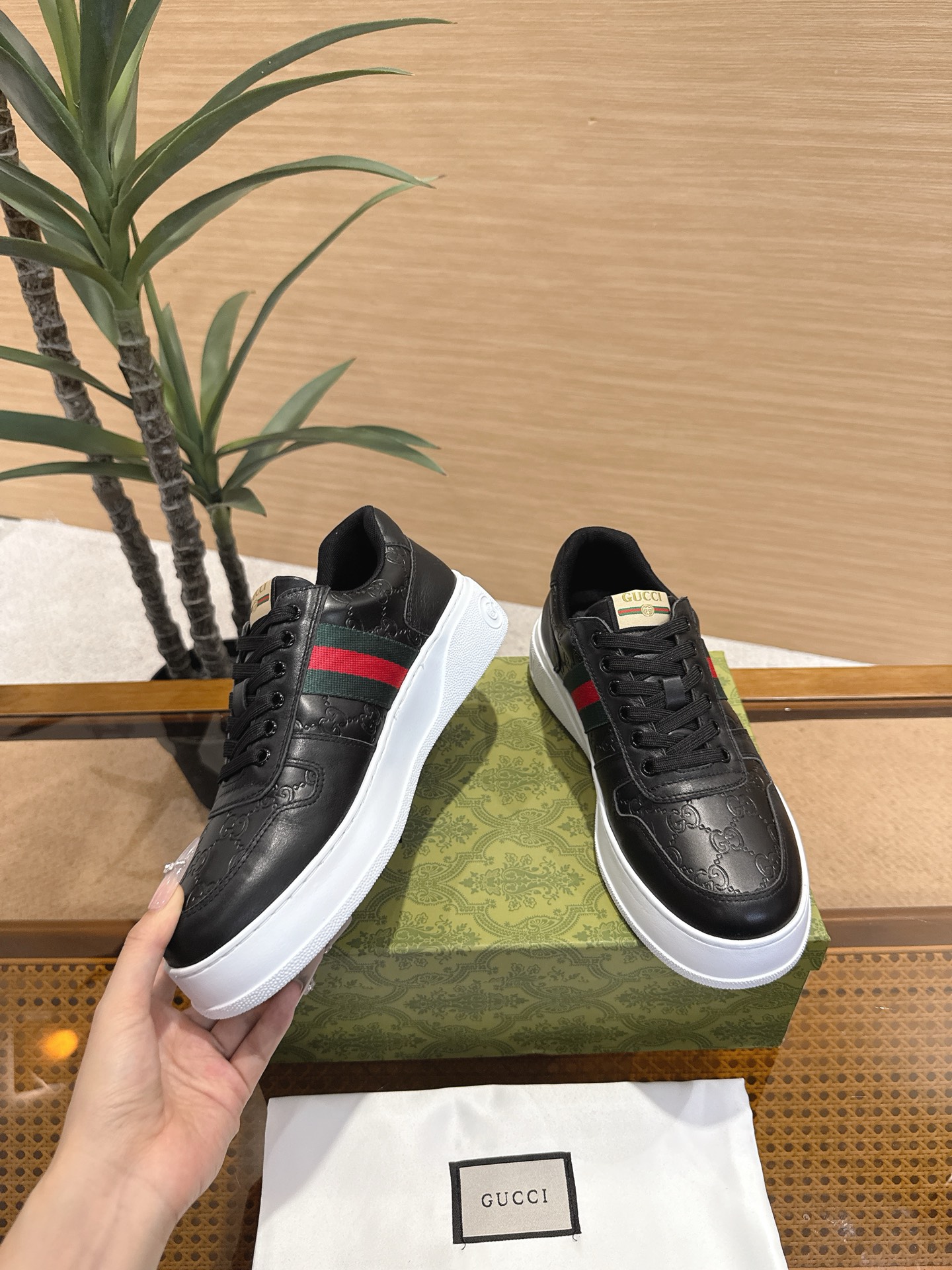 Gucci