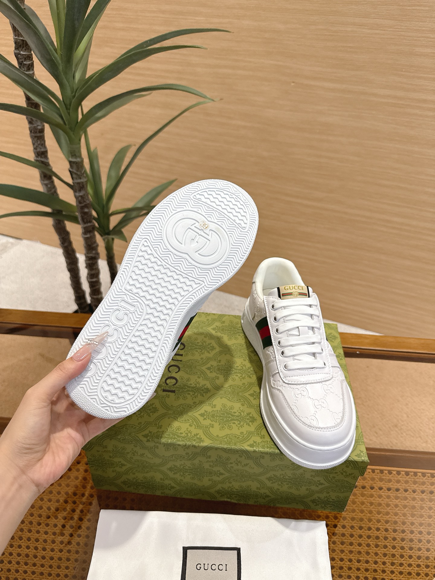 Gucci