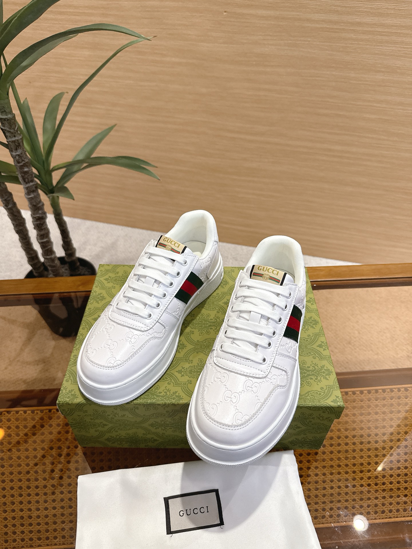 Gucci