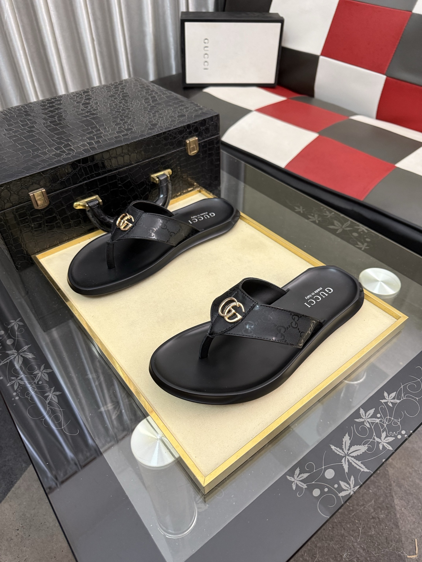 Gucci