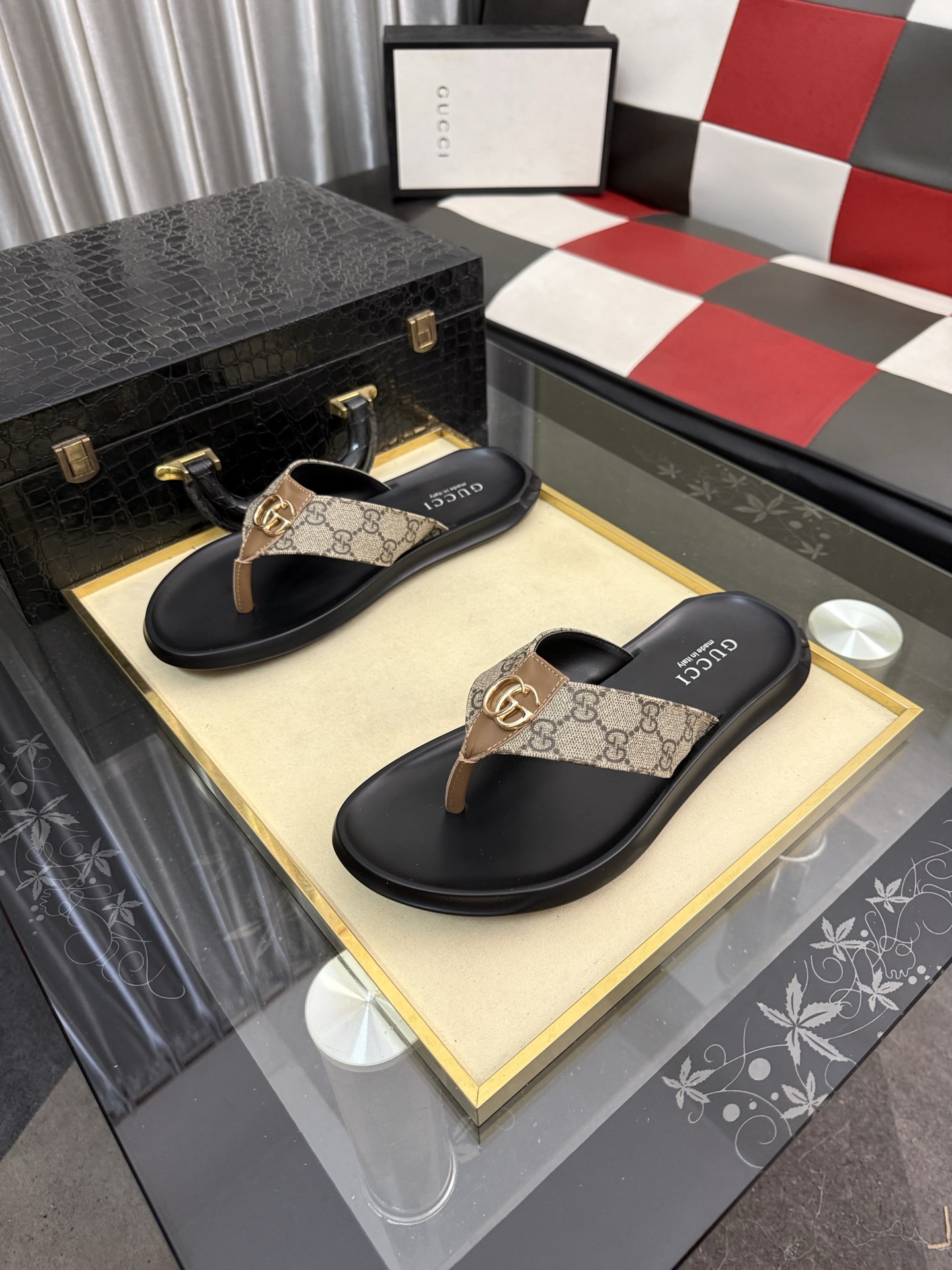 Gucci