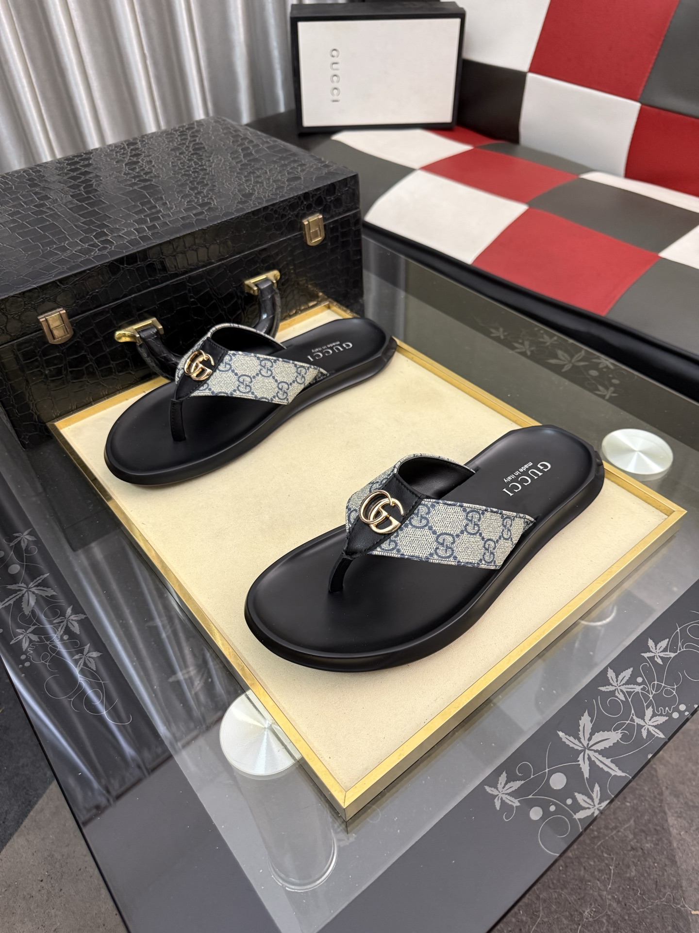 Gucci