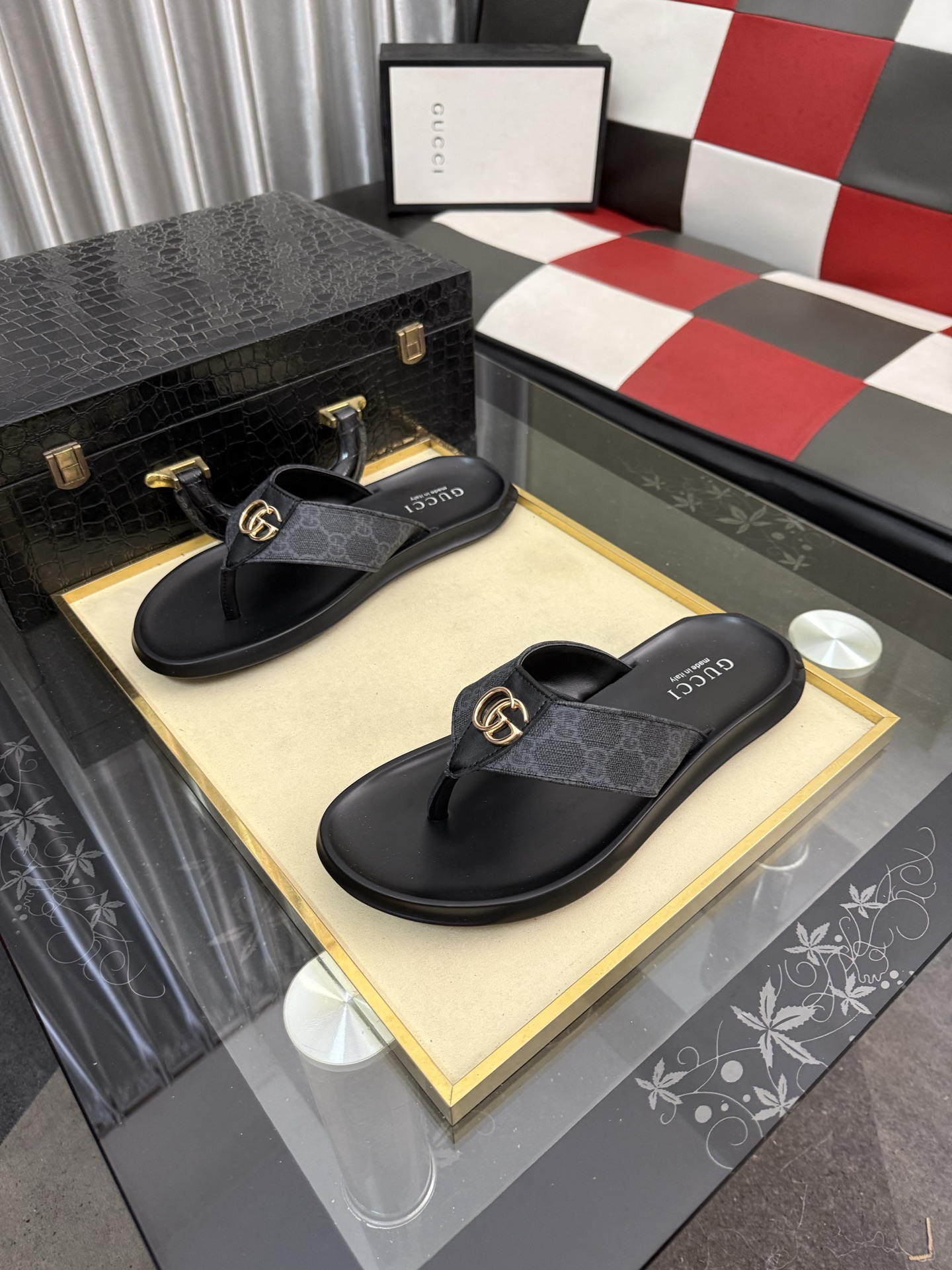 Gucci