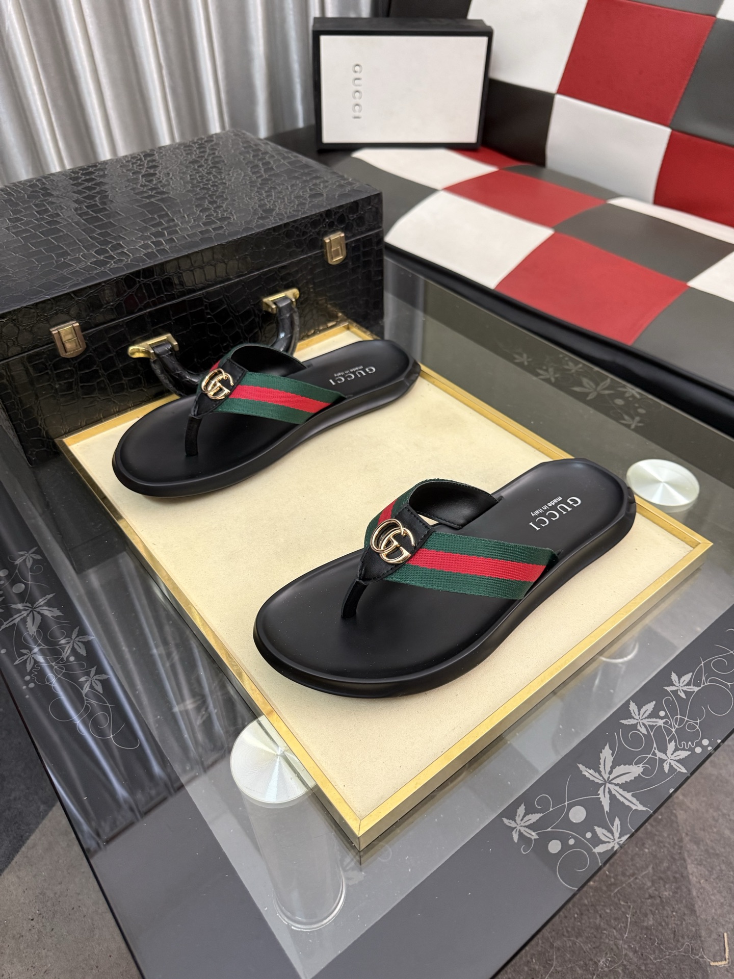 Gucci