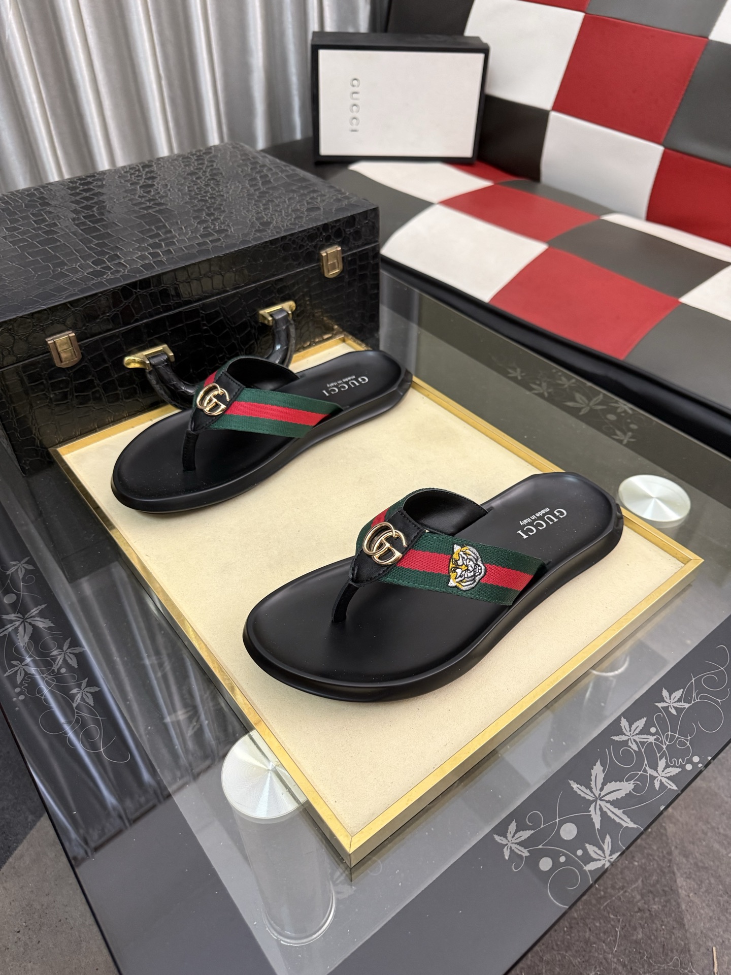 Gucci