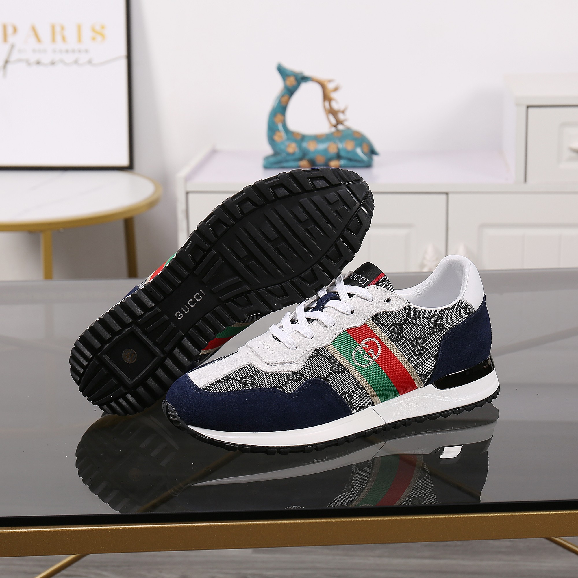Gucci shoe