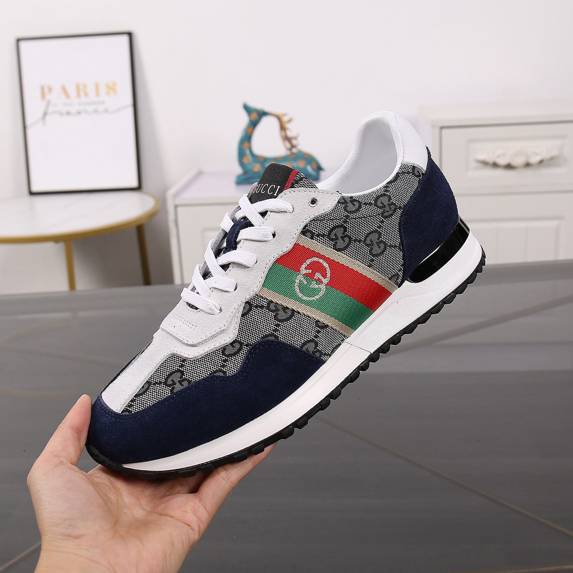 Gucci shoe