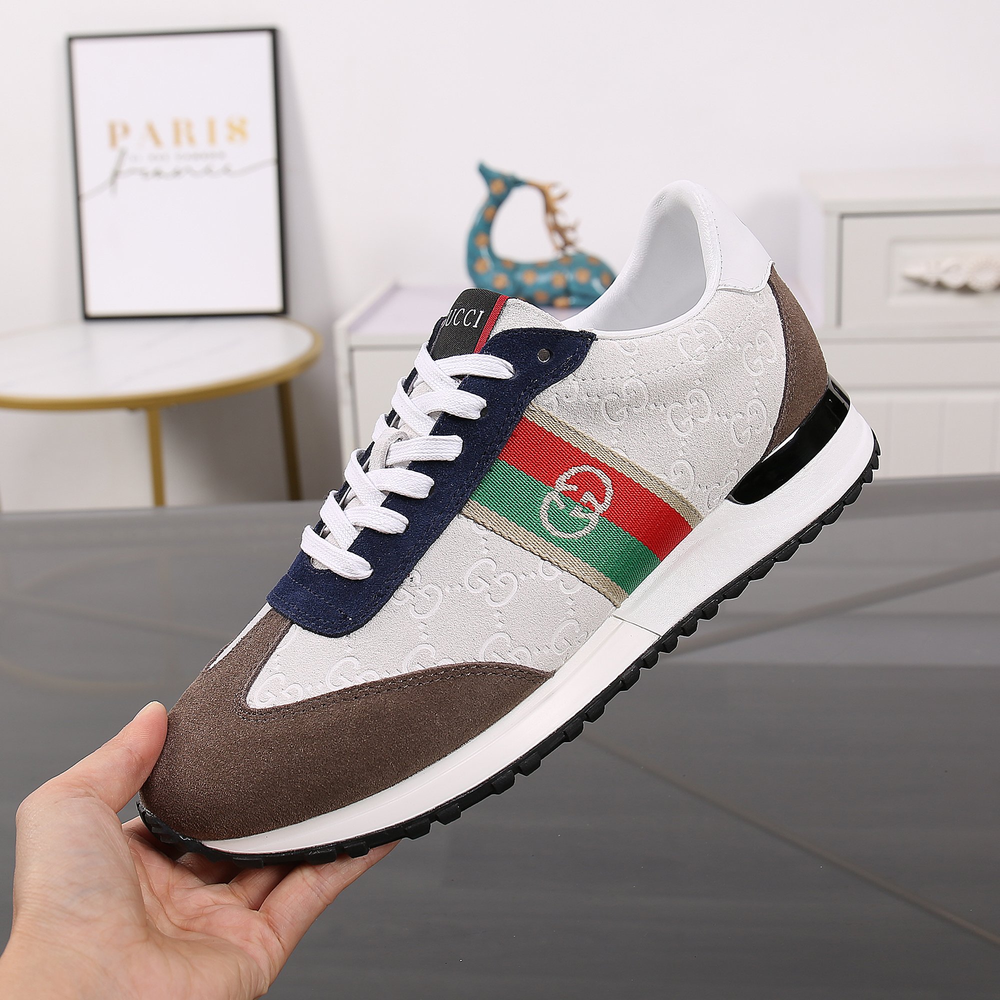 Gucci shoe