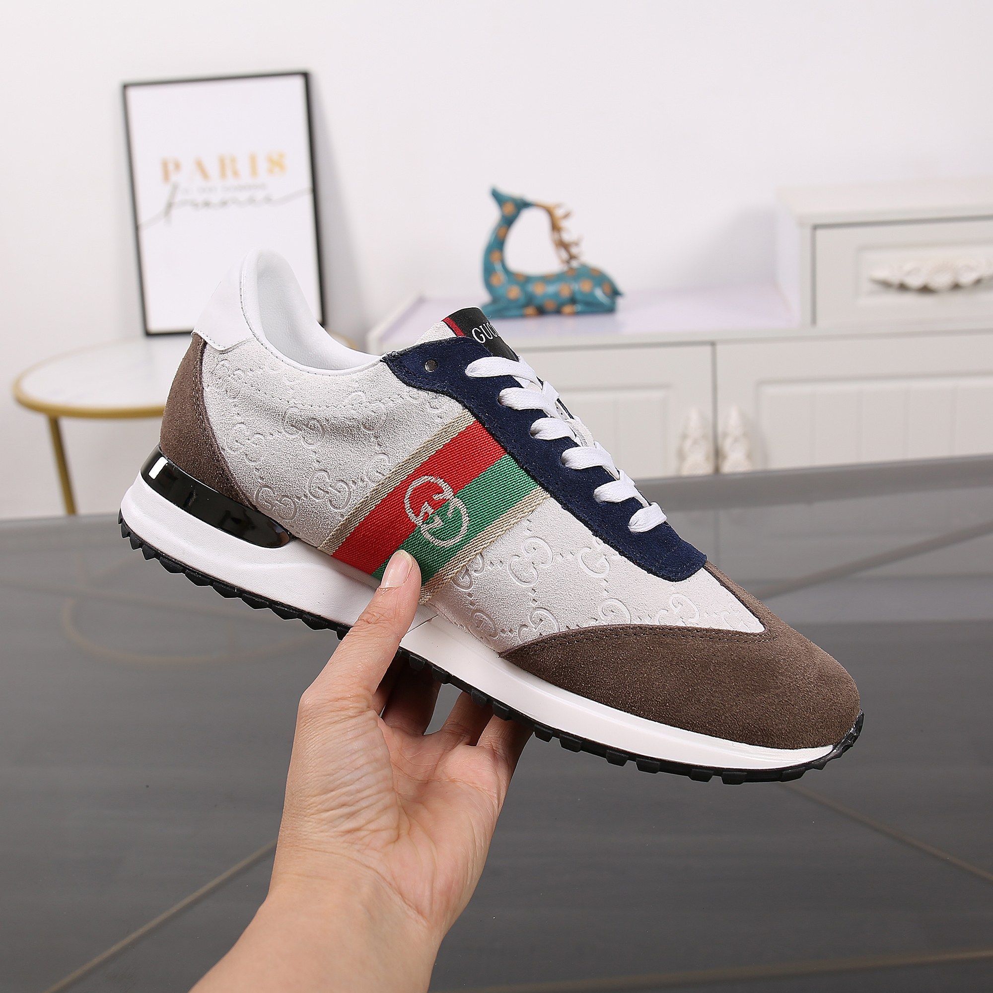 Gucci shoe