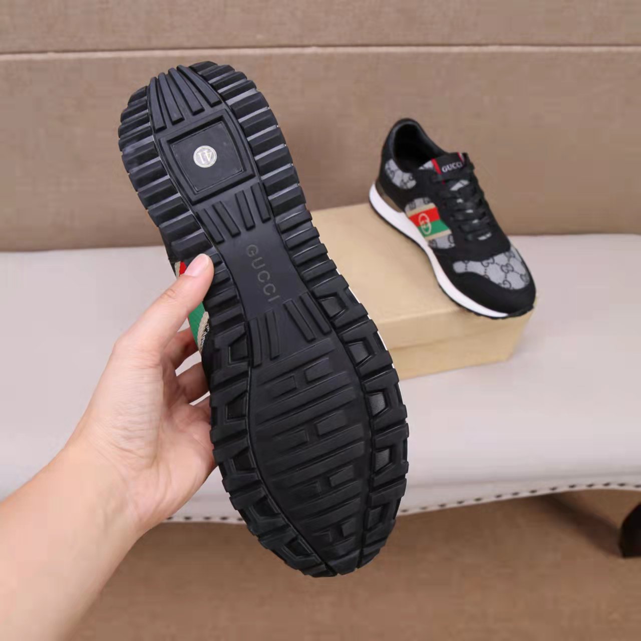 Gucci shoe