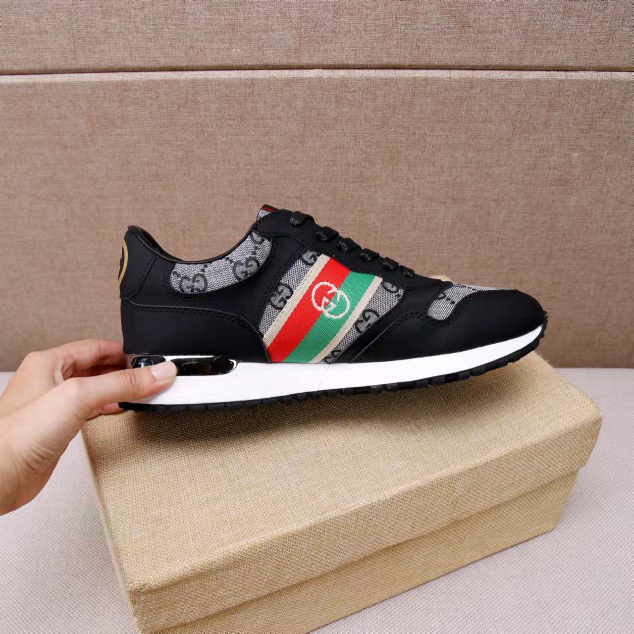 Gucci shoe