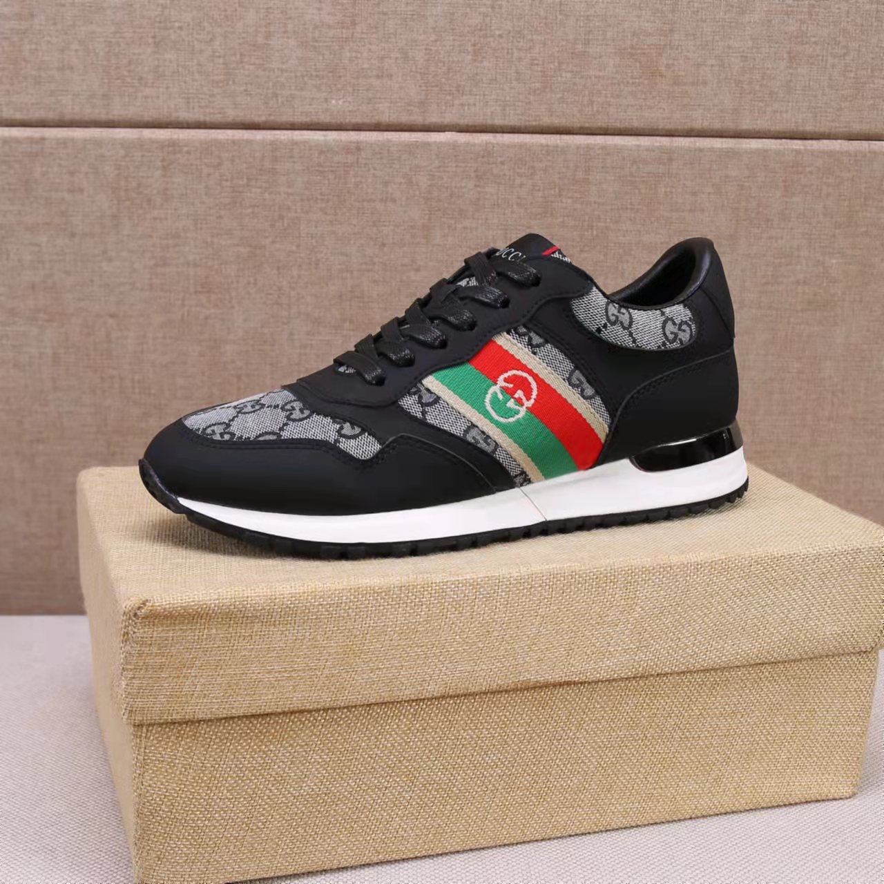 Gucci shoe