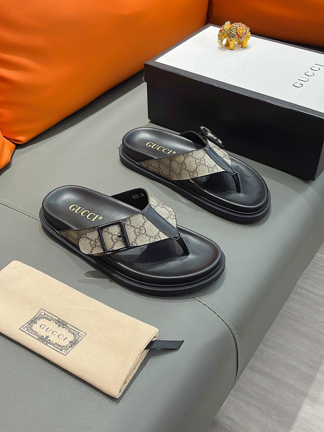 Gucci shoe
