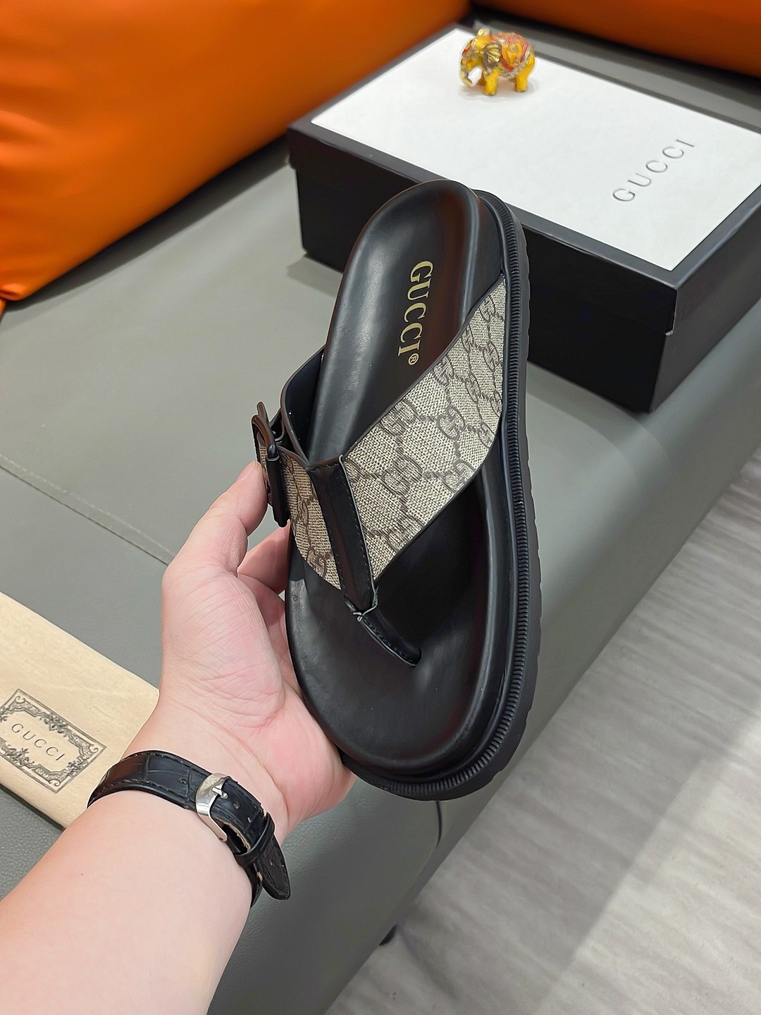 Gucci shoe