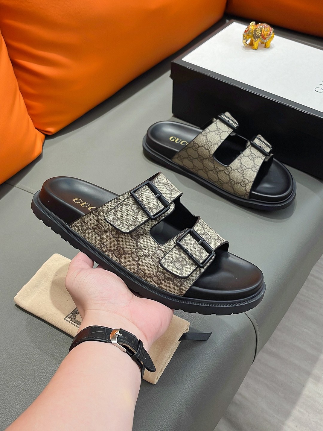 Gucci shoe
