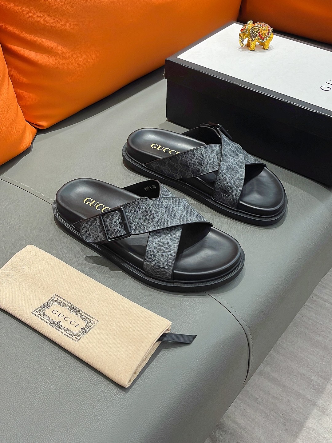 Gucci shoe