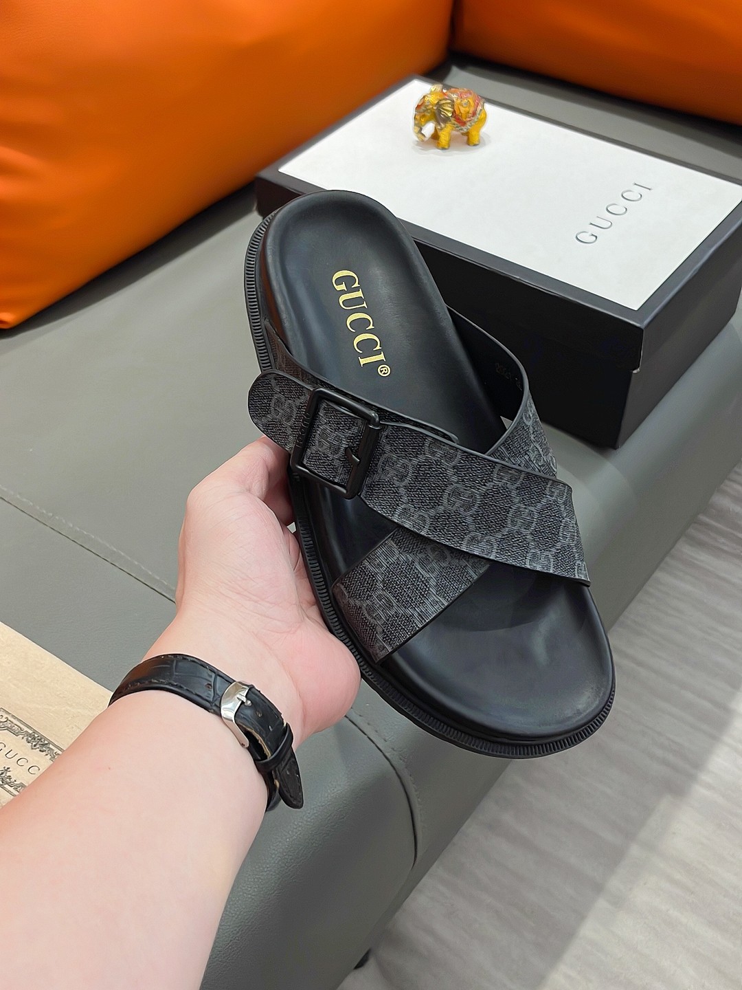 Gucci shoe